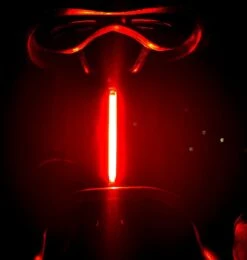 Merkloos LED Fiets Achterlicht USB Oplaadbare - Marktleider 110 Lumen Helderheid - IP65 Waterbestendig - Supersnel Installatie - Horizontaal Of Verticaal - Voor Zadel, Zadelpen Of Helm -Fietsen Kortingswinkel 1141x1200 1