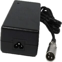 Universele Fietsaccu Lader - Elektrische Fietsoplader - 24V - 2A - Met XLR 3 Pins Stekker