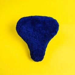 Sunny Bum Zadelhoes, Fietszadel Dames En Heren, Waterdicht En Comfortabel, Incl. Fietsslot En Veiligheidskabel, Dubbelzijdig Zadel Met Schapenvacht -Fietsen Kortingswinkel 1200x1200 1374