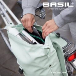 Basil SoHo Fietsrugzak Nordlicht - Enkele Fietstas - Mosgroen - 17 Liter 35 Basil SoHo Fietsrugzak Nordlicht - Enkele Fietstas - Mosgroen - 17 Liter -Fietsen Kortingswinkel 1200x1200 387