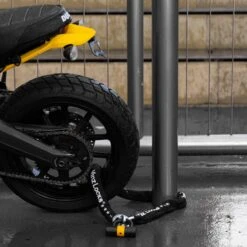 VINZ Trivor ART 4 Kettingslot - 120 Cm Motorslot Van Gehard Staal Met Ring / Scooterslot Met Hangslot / Schijfremslot -Fietsen Kortingswinkel 1200x1200 483