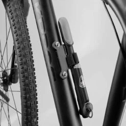 Giyo Fietspomp Mini - Fietspomp Met Drukmeter - Pomp Fiets Mini - 8.3 Bar - Inclusief Naaldventiel En Fietsbandreparatieset -Fietsen Kortingswinkel 1200x1200 627