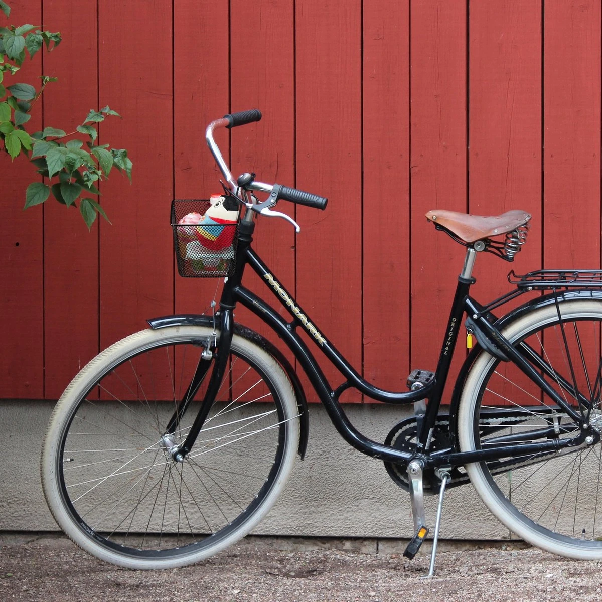 Relaxdays Fietsmand Stuur - Fietsmandje Met Haken - Fiets Mand Voorop - Klein - Metaal - Zwart 2 Relaxdays Fietsmand Stuur - Fietsmandje Met Haken - Fiets Mand Voorop - Klein - Metaal - Zwart - Afbeelding 2