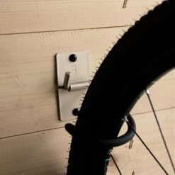 BBB Cycling ParkingHook Fiets Ophangbeugel - Plafond & Muur - Verstelbaar - Fietsdrager - Zwart - BTL-26 -Fietsen Kortingswinkel 1200x1200 875