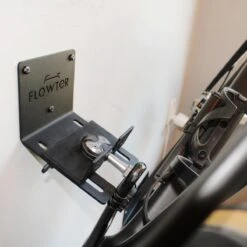 Flowter® Trapper Hanger - Fiets Ophangsysteem Aan De Trapper - Fiets Ophangbeugel - Universele Fiets Muurbeugel - Fietsbeugel Met Gratis Wieldragers+ 18 Flowter® Trapper Hanger - Fiets Ophangsysteem Aan De Trapper - Fiets Ophangbeugel - Universele Fiets Muurbeugel - Fietsbeugel Met Gratis Wieldragers+ -Fietsen Kortingswinkel 1200x1200 909