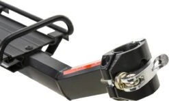 Merkloos Universele Fiets Bagagedrager - Voor Achterop Zadelpen Mountainbike/MTB/Racefiets - Achter Bagage Drager Rek - Met Quick Release Fietsframe Bevestiging - Bagagerek - Lichtgewicht Aluminium - Zwart -Fietsen Kortingswinkel 1200x721 3