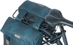 Basil Elegance Dubbele Fietstas - 40-49 Liter - Estate Blauw -Fietsen Kortingswinkel 1200x737 1