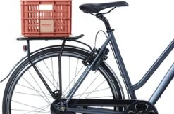 Basil Fietskrat S - Klein - 17.5 Liter - Rood -Fietsen Kortingswinkel 1200x791 1