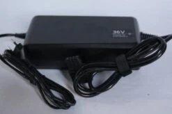 Gazelle Acculader - Elektrische Fietsoplader - Panasonic - 36V - Bagagedrager Lader 7 Gazelle Acculader - Elektrische Fietsoplader - Panasonic - 36V - Bagagedrager Lader -Fietsen Kortingswinkel 1200x797 5