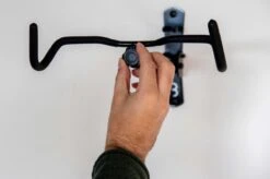 BBB Cycling WallMount Fiets Ophangbeugel - Wandmontage - Ophanghaak - Fietsdrager - Inklapbaar - Zwart - BTL-93 8 BBB Cycling WallMount Fiets Ophangbeugel - Wandmontage - Ophanghaak - Fietsdrager - Inklapbaar - Zwart - BTL-93 -Fietsen Kortingswinkel 1200x799 10