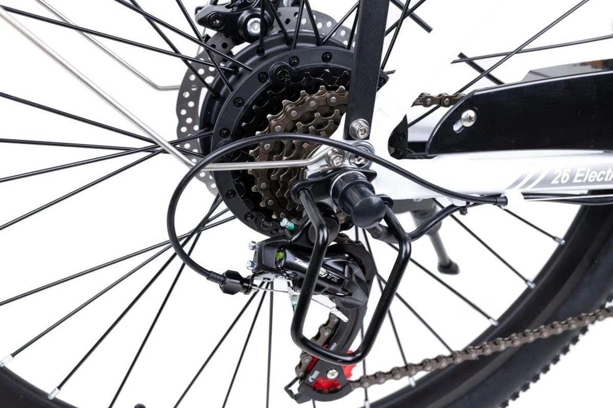 Myatu E-Bike Voor Heren En Dames Lage Instap Met 45 Cm Aluminium Frame, 6 Versnellingen, 250 Wh Afneembare Lithium Batterij 40-80 Km Range, Trekking Ebike Met 1.95 X 26 Inch Wiel (Zwart, Urban) 3 Myatu E-Bike Voor Heren En Dames Lage Instap Met 45 Cm Aluminium Frame, 6 Versnellingen, 250 Wh Afneembare Lithium Batterij 40-80 Km Range, Trekking Ebike Met 1.95 X 26 Inch Wiel (Zwart, Urban) - Afbeelding 3