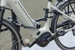 AXA Fold 100 Vouwslot - Fietsslot - Voor Elk Type Fiets - Met Houder - 100 Cm - Zwart -Fietsen Kortingswinkel 1200x800 54