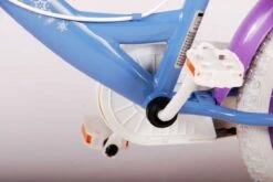 Disney Frozen 2 Kinderfiets - Meisjes - 16 Inch - Blauw - Twee Handremmen 31 Disney Frozen 2 Kinderfiets - Meisjes - 16 Inch - Blauw - Twee Handremmen -Fietsen Kortingswinkel 1200x802 14