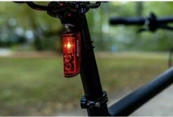 SIGMA SPORT Sigma Blaze USB Fietsachterlicht - Achterlicht Met Remlicht Functie - Oplaadbaar 16 SIGMA SPORT Sigma Blaze USB Fietsachterlicht - Achterlicht Met Remlicht Functie - Oplaadbaar -Fietsen Kortingswinkel 1200x810