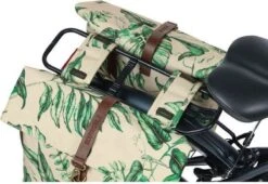 Basil Bloom Field Dubbele Fietstas - 28-35 Liter - Blauw -Fietsen Kortingswinkel 1200x826 2