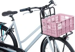Basil Fietskrat S - Small - 17.5 Liter - Roze -Fietsen Kortingswinkel 1200x841