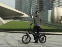 Samebike Elektrische Vouwfiet - Shimano 7 Speed Derailleur - 48V/ 10Ah Lithium Batterij - Aluminium -sportief/modern - 35km/u - Wit 19 Samebike Elektrische Vouwfiet - Shimano 7 Speed Derailleur - 48V/ 10Ah Lithium Batterij - Aluminium -sportief/modern - 35km/u - Wit -Fietsen Kortingswinkel 1200x911 9