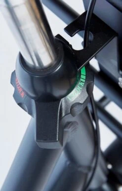 Cortina U4 - Stadsfiets - D50 - Jet Black Matt - R3 -Fietsen Kortingswinkel 766x1200 2