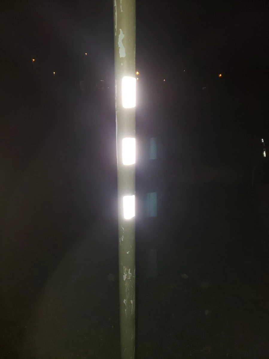 Reflecterende Stickers Set 10 St (6 Cm Lang / 3 Cm Breed) - Klasse 1 - Fiets, Aanhangwagen, Paaltjes,... 3 Reflecterende Stickers Set 10 St (6 Cm Lang / 3 Cm Breed) - Klasse 1 - Fiets, Aanhangwagen, Paaltjes,... - Afbeelding 3