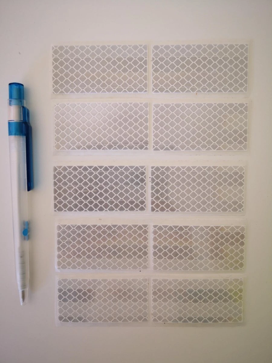 Reflecterende Stickers Set 10 St (6 Cm Lang / 3 Cm Breed) - Klasse 1 - Fiets, Aanhangwagen, Paaltjes,... 1 Reflecterende Stickers Set 10 St (6 Cm Lang / 3 Cm Breed) - Klasse 1 - Fiets, Aanhangwagen, Paaltjes,...