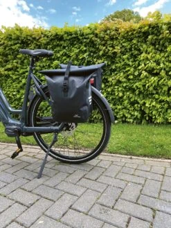 Greenlands Waterproof - Dubbele Fietstas - Waterdichte Fietstas - Handgrepen - Zwart - 46 Liter -Fietsen Kortingswinkel 900x1200 9